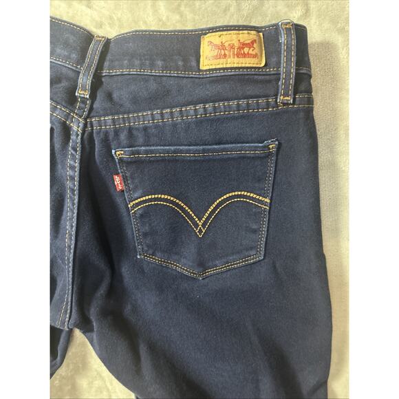 Levi’s Jeans 524 Skinny Leg Women’s Size 9 Dark Wash 29 x 32 - Picture 3 of 9